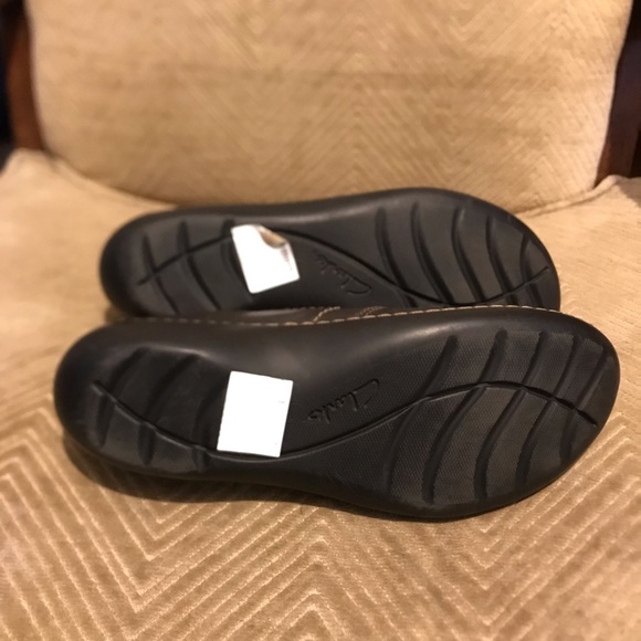 Clarks Ashland Glow Loop Womens Brown Leather - Picture 3 of 5